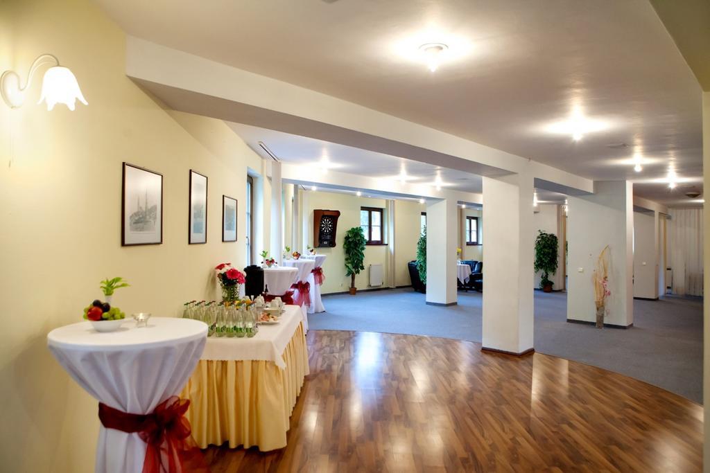 Hotel Golfer Kremnica Eksteriør bilde
