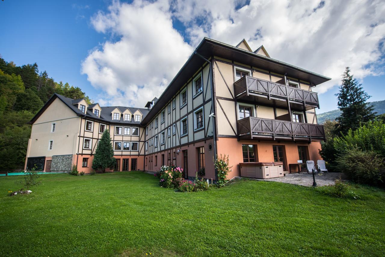 Hotel Golfer Kremnica Eksteriør bilde