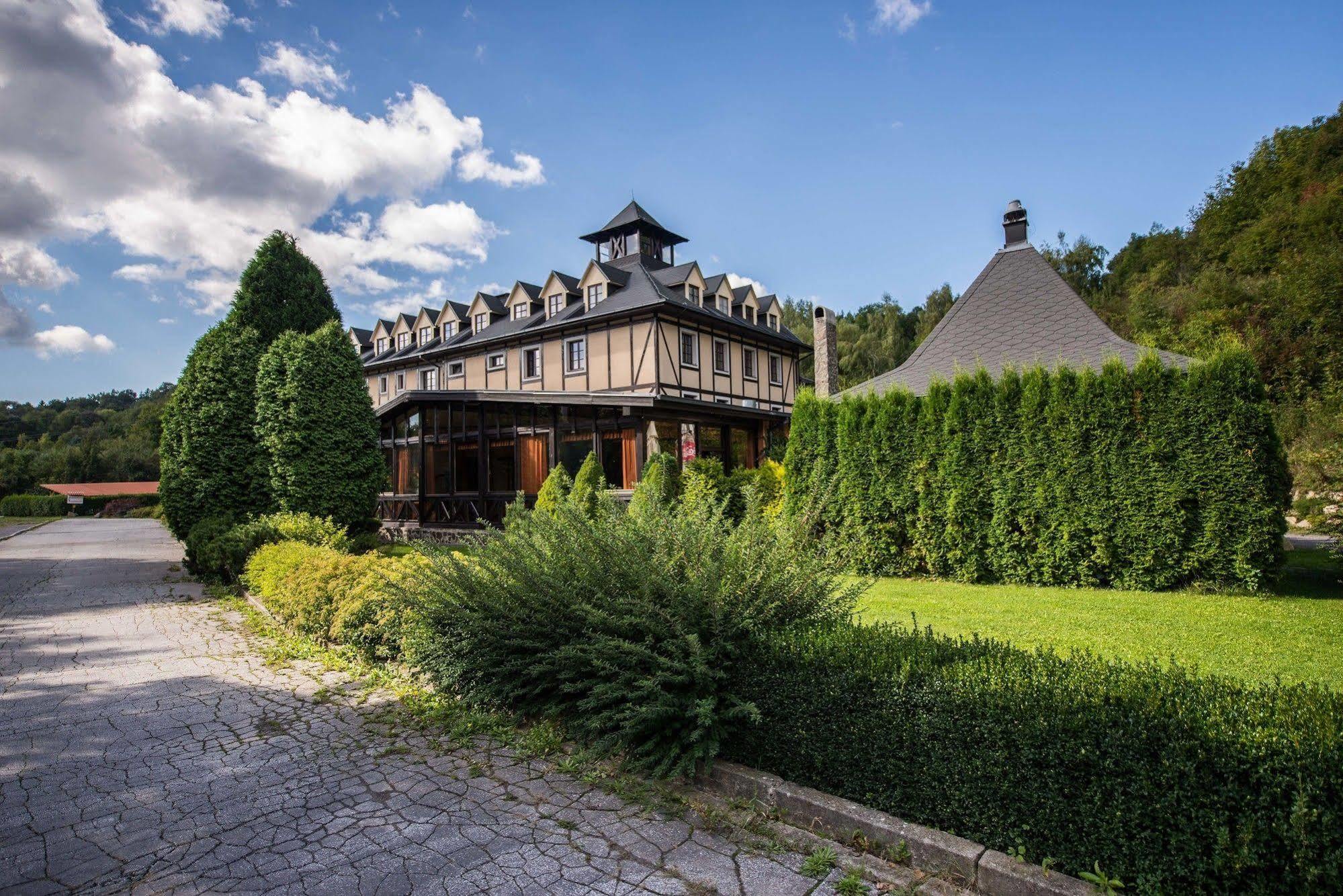 Hotel Golfer Kremnica Eksteriør bilde