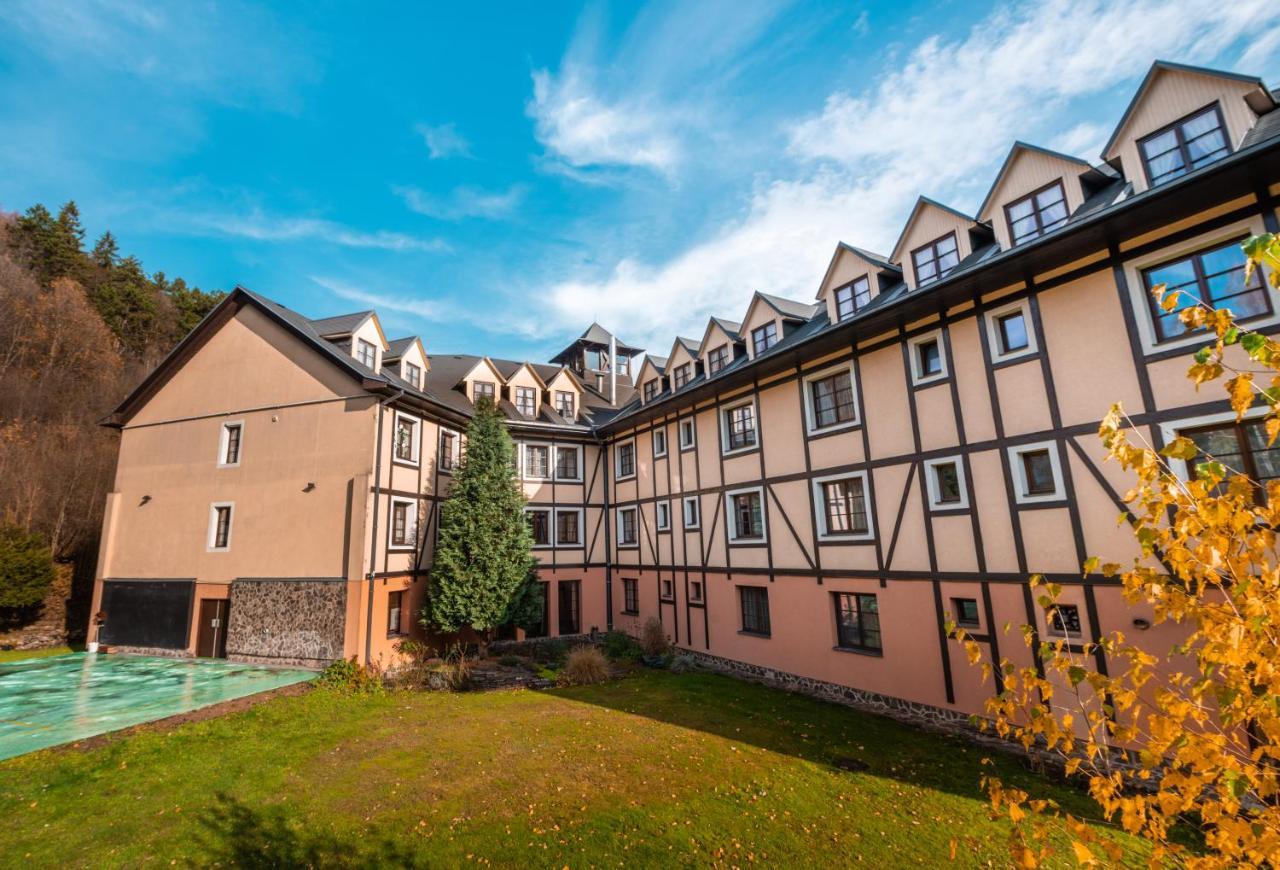Hotel Golfer Kremnica Eksteriør bilde